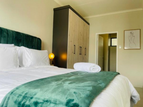 Mikeys place On New: 2bed2bath no.1 with Free WiFiNetflix